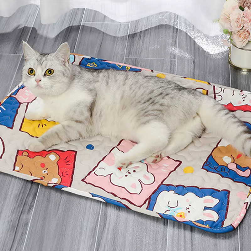 Cojín frío con alfombrilla refrigerante para gatos y perros pequeños