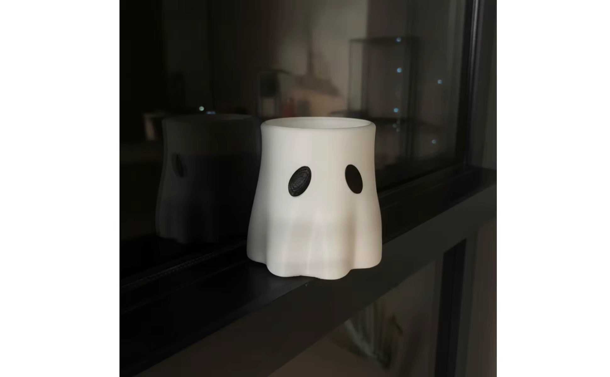 Macetero fantasma con iluminación ambiental