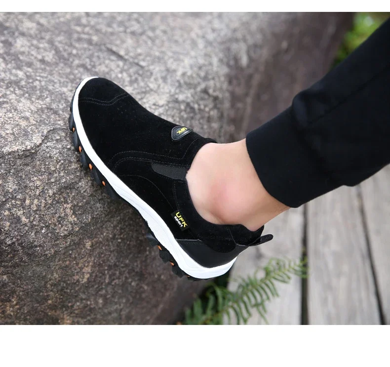 Zapatillas deportivas negras con detalles en gris para hombre