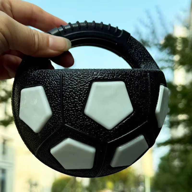 Juguete interactivo de fútbol para perros con sonido y asa resistente