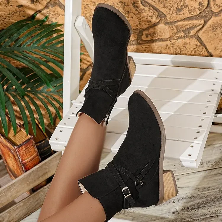 Botas negras vista frontal