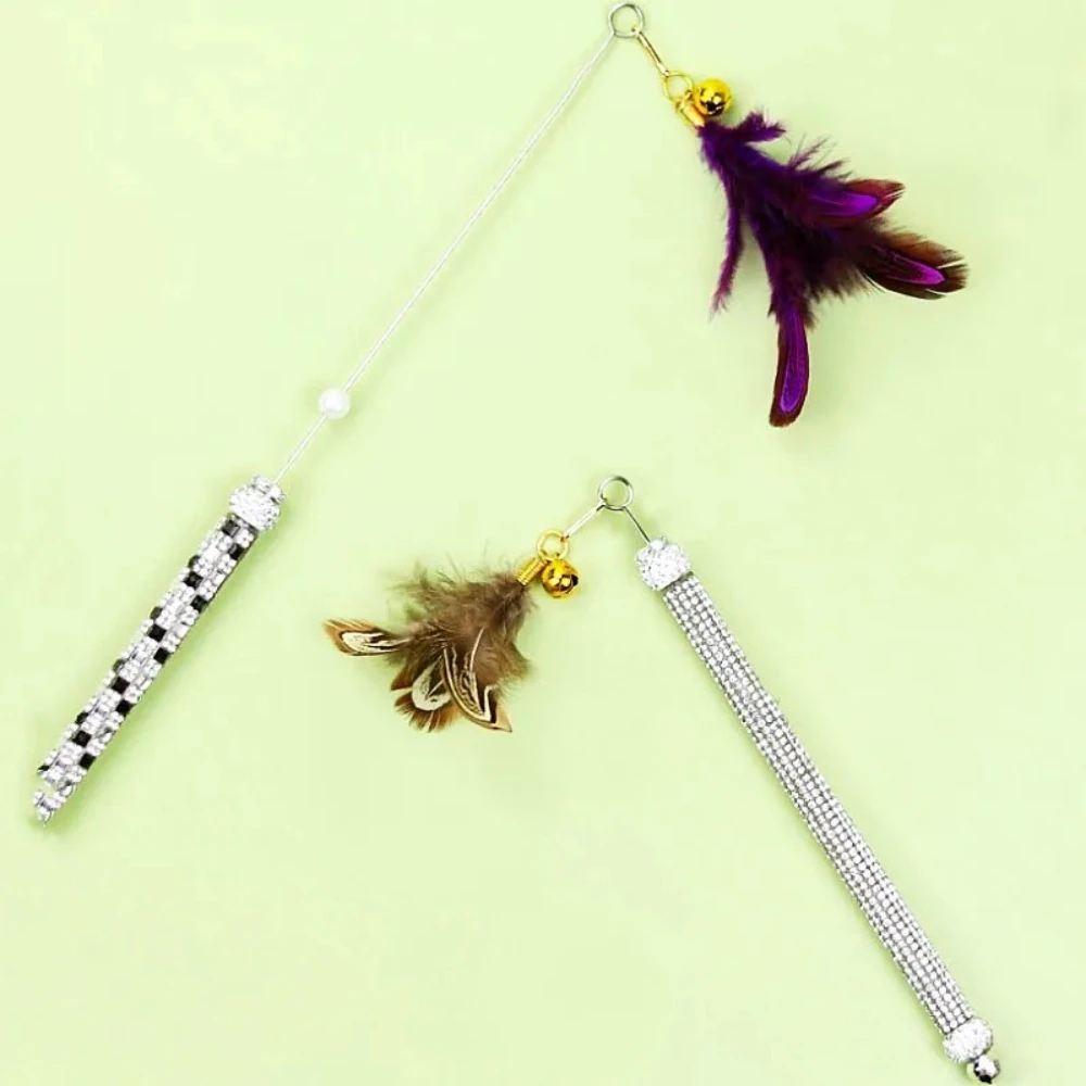 Varita Interactiva para Gatos con Plumas y Mango Retráctil - imagen 3