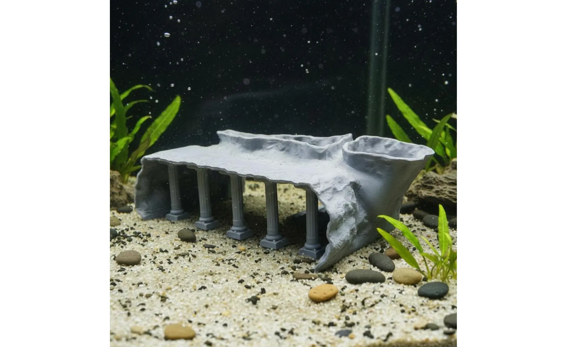 Refugio acuático para plecos y gambas