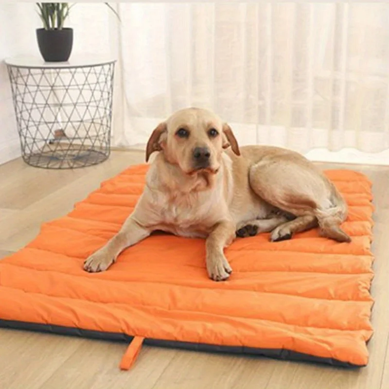 Cama plegada para transportar