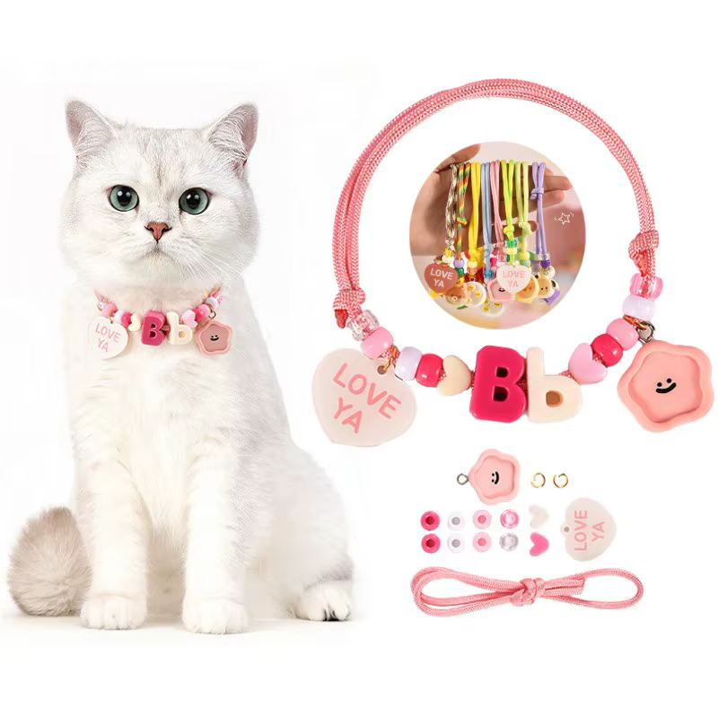 Collares DIY variados con motivos de dibujos animados