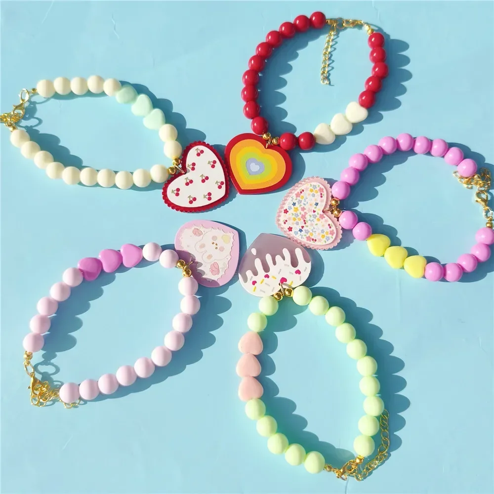 Collar de perlas para mascotas en forma de corazón