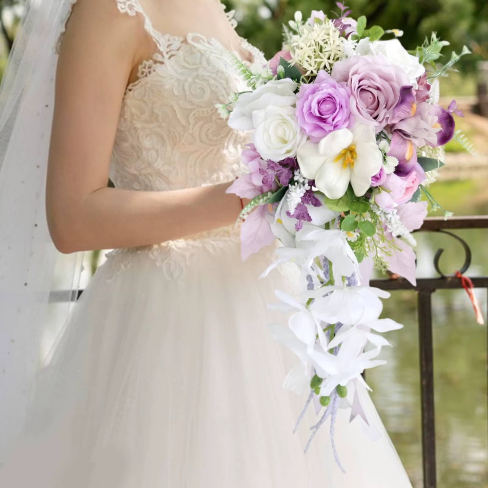 Centro de mesa boda estilo cascada – - imagen 5