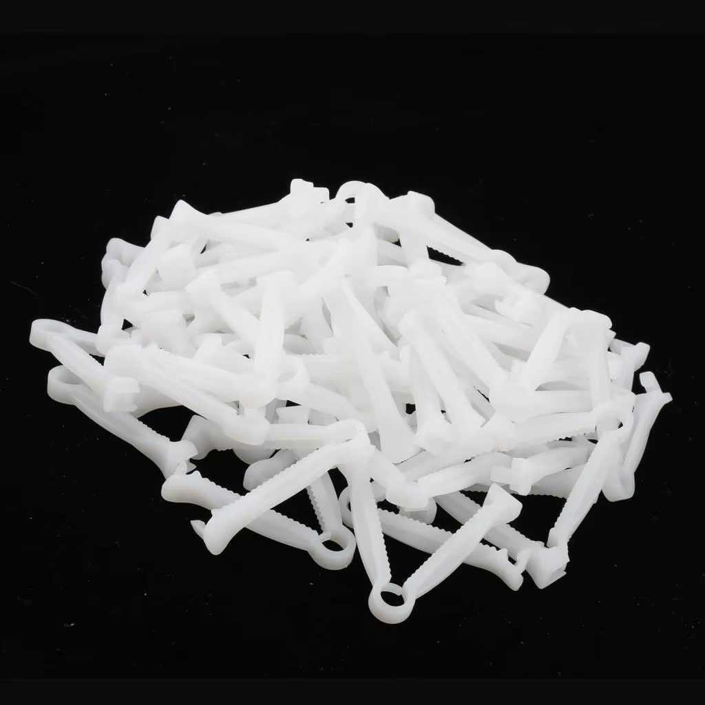 Plastic Navel Cord Clamp White Dual Gripping Clip Safety Disposable Piglet Tool for Pig Sheep Livestock Farm Essentials