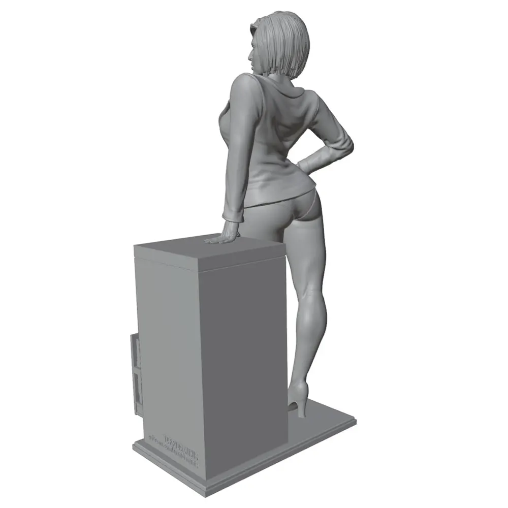 Vista trasera de la figura de resina 1/24