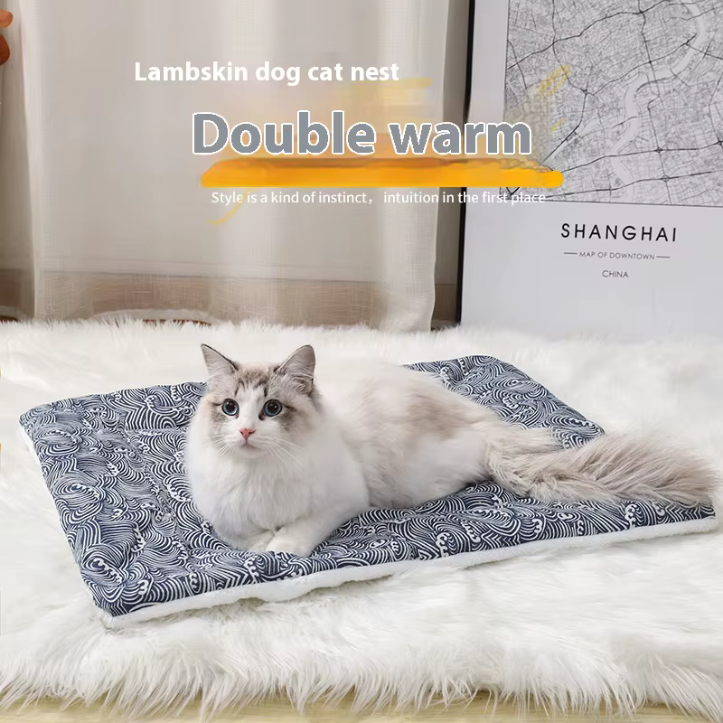 Alfombra de franela gruesa para gatos y perros pequeños – Cálida y transpirable - imagen 2