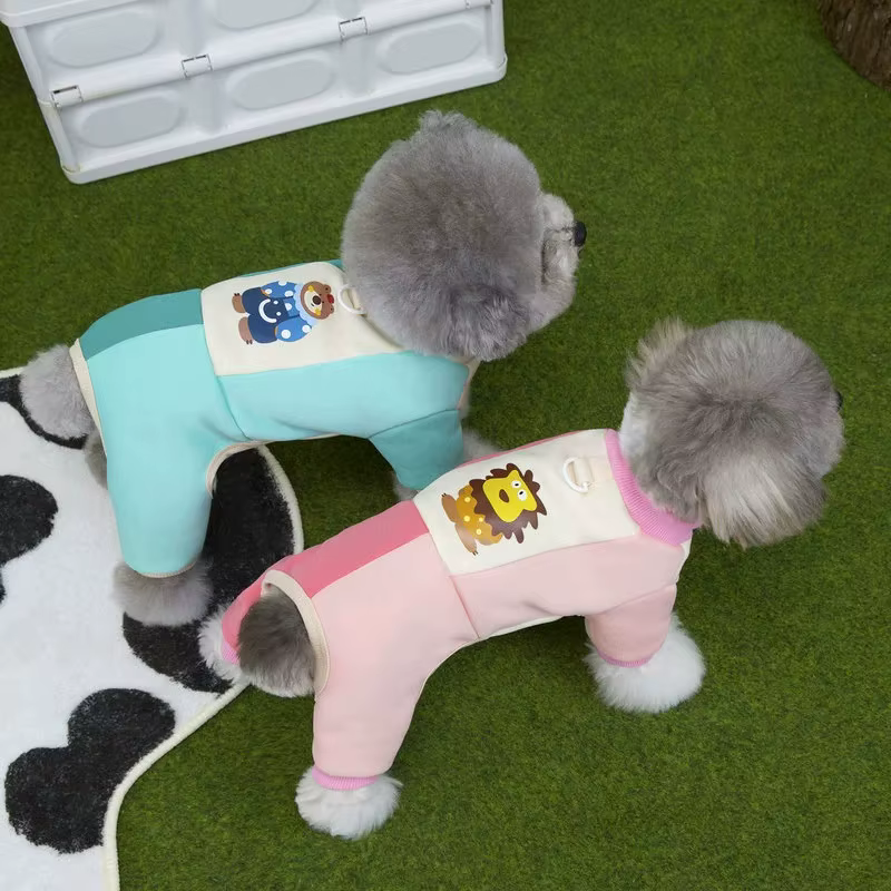 Mono cálido para perro y gato – Pijama de felpa con estampado - imagen 2