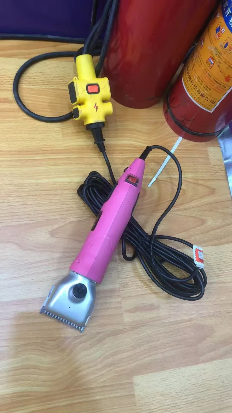Cortadora profesional 150W vista frontal