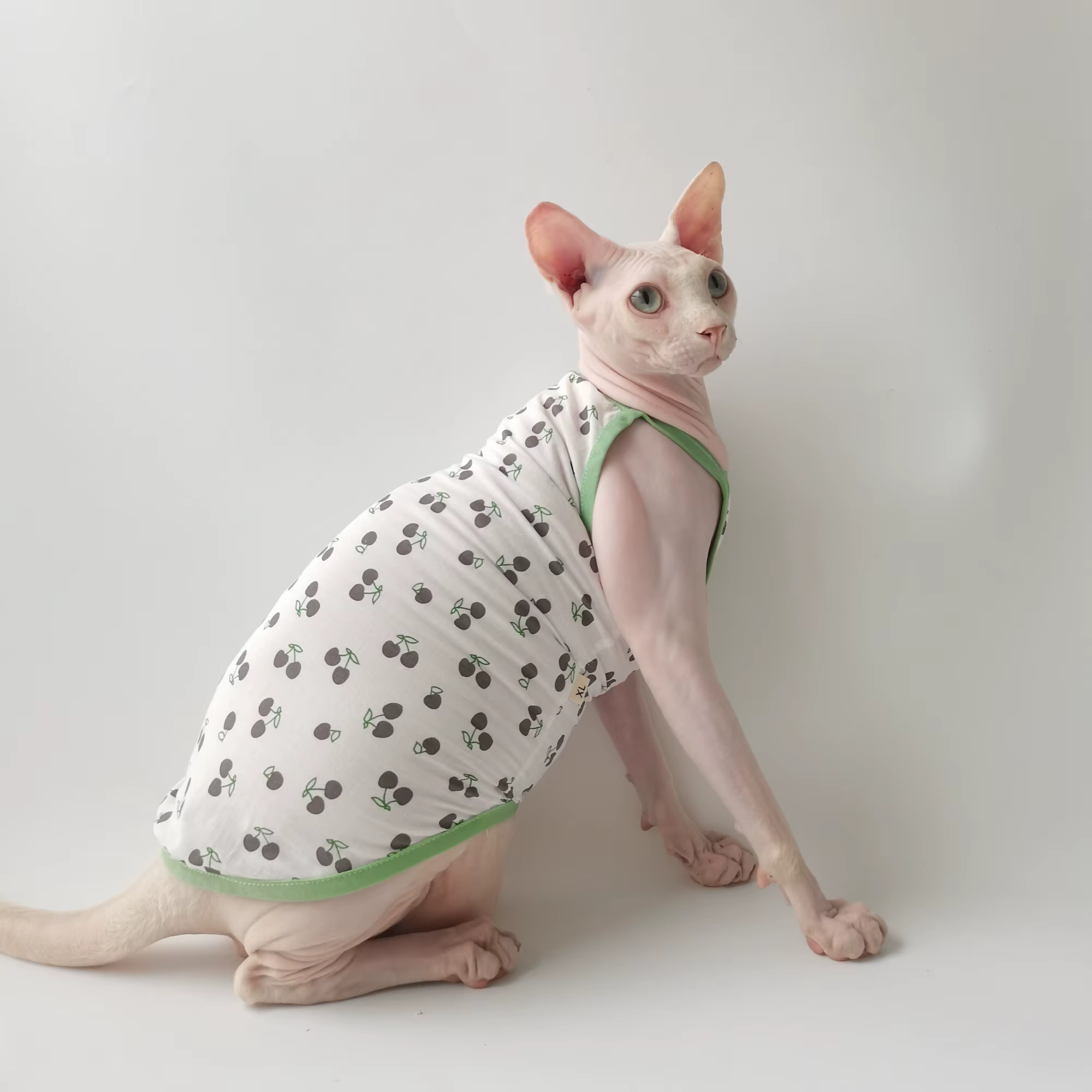 Camiseta tipo pijama suave para climas cálidos