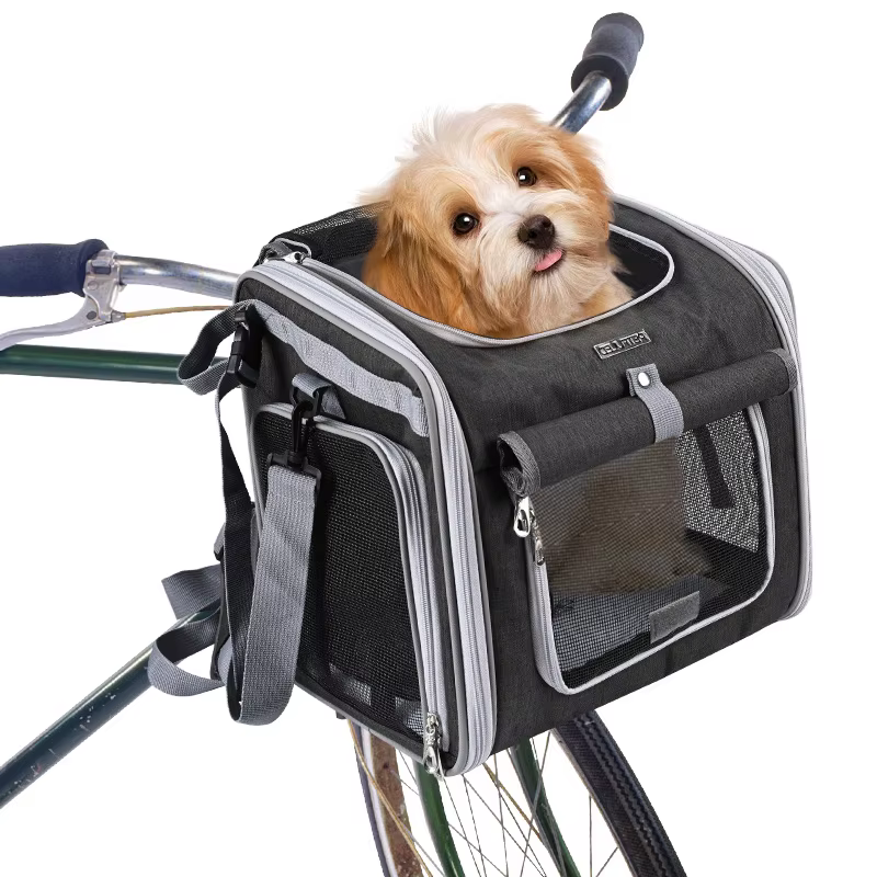 Mochila transportadora Fuled en uso
