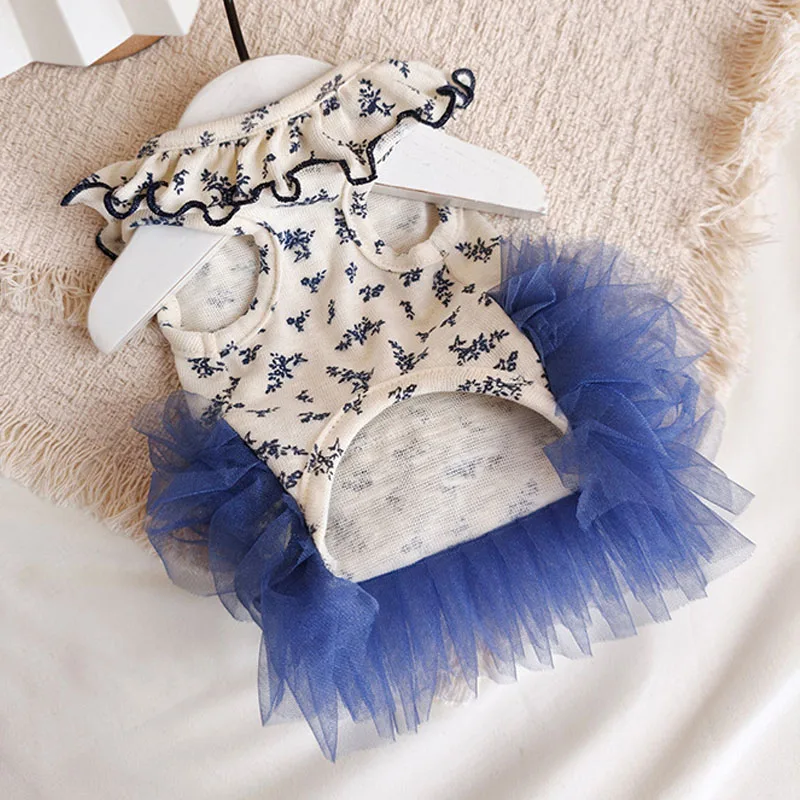Vestido floral sin mangas con cuello de encaje para perros Chihuahua - imagen 3