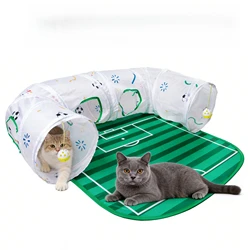 Túnel para gatos con diseño de campo de fútbol y juguetes interactivos