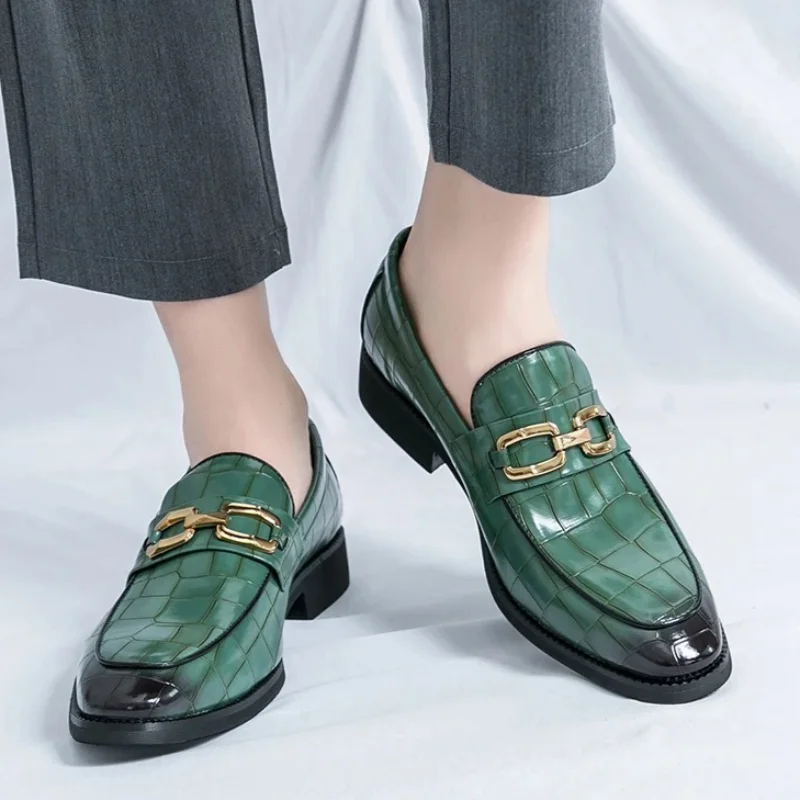 Mocasines de cuero para hombre casual diseño cuadros punta pico
