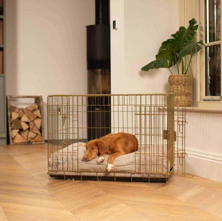 Colchoneta gruesa universal para jaula de perro suave y cómoda