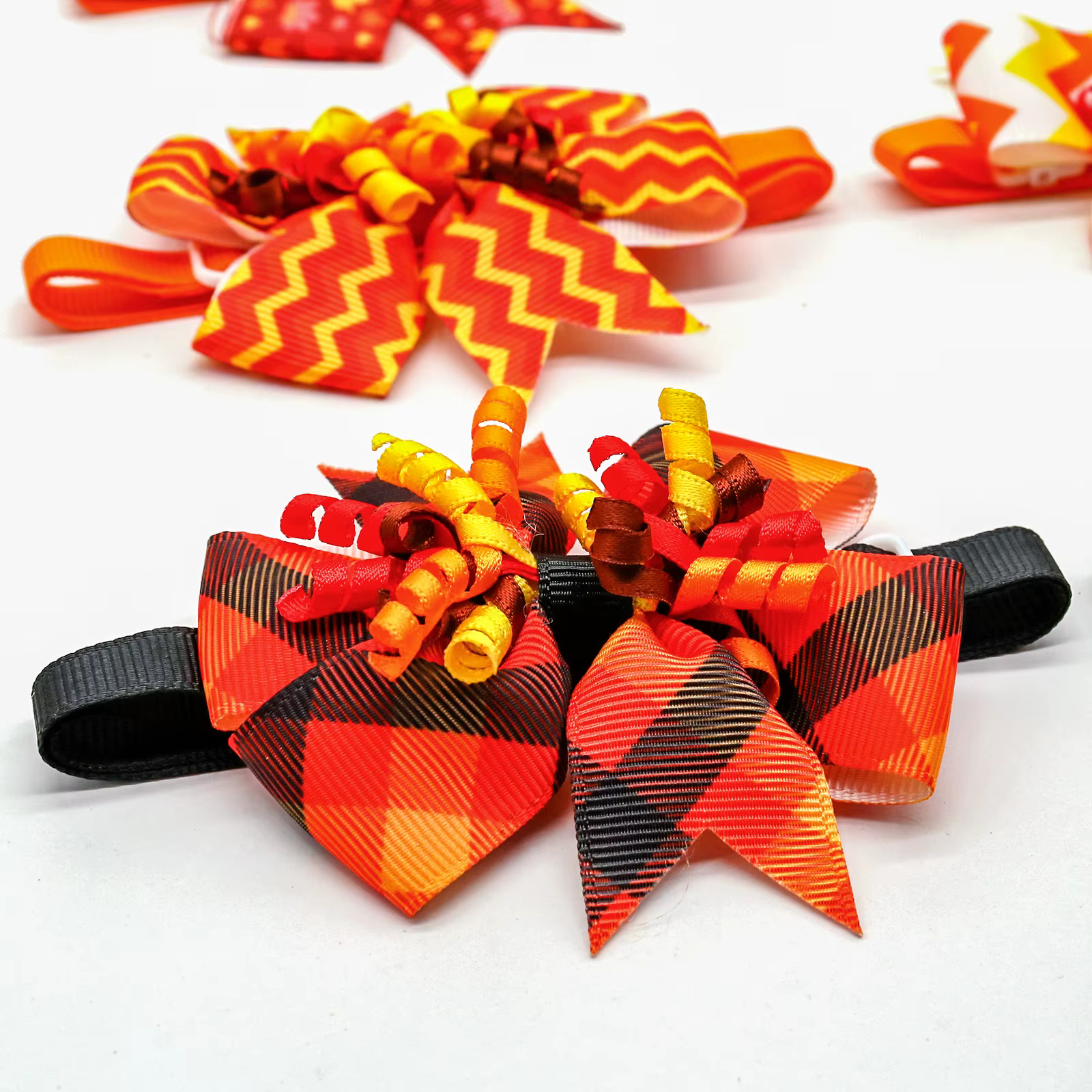 Lazos color naranja para aseo