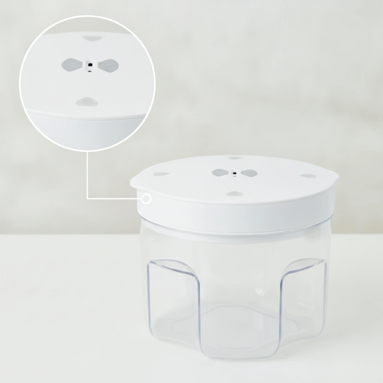 Recipiente Hermético con Bomba Eléctrica para Alimento de Gato y Perro - imagen 2