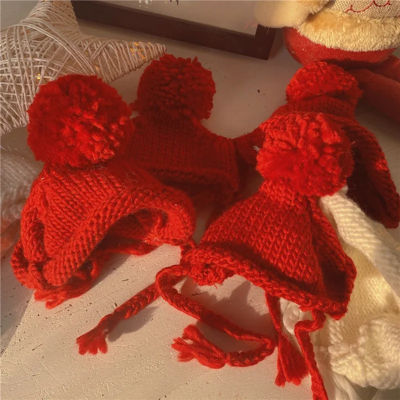 Gorro puesto en un perro mediano