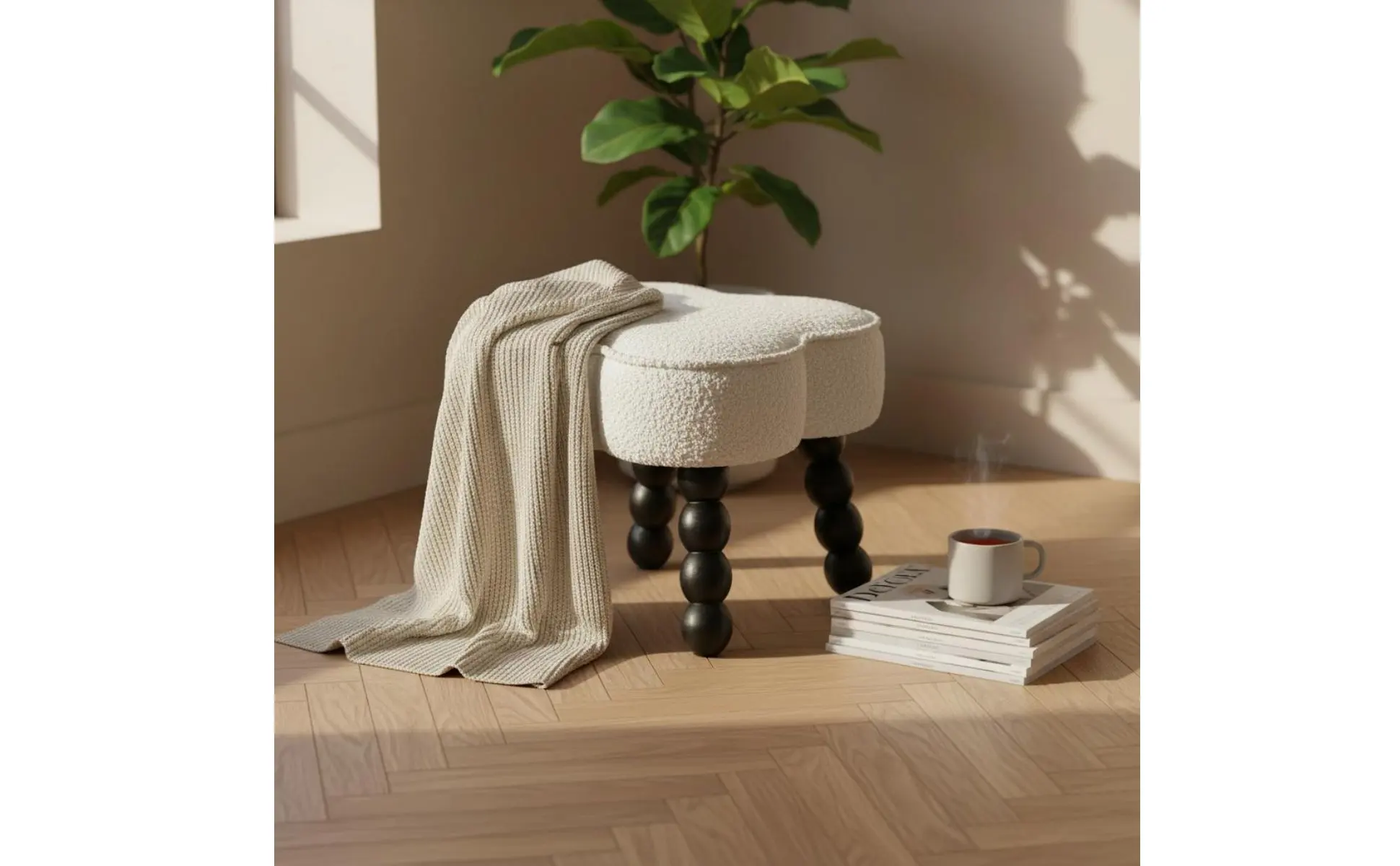 Taburete en uso como asiento de tocador