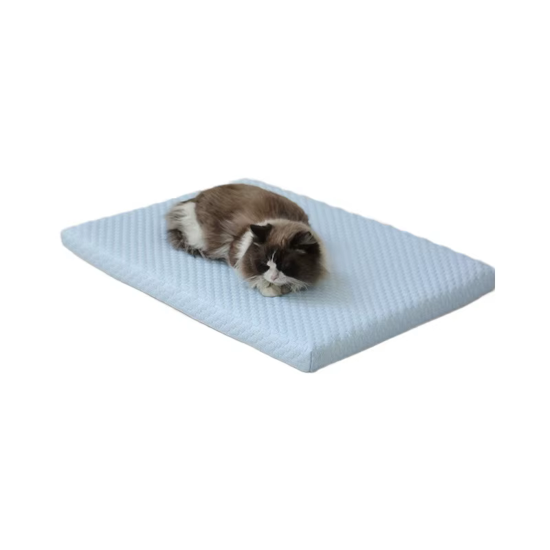Alfombra refrescante antideslizante y lavable para gatos y perros - imagen 5