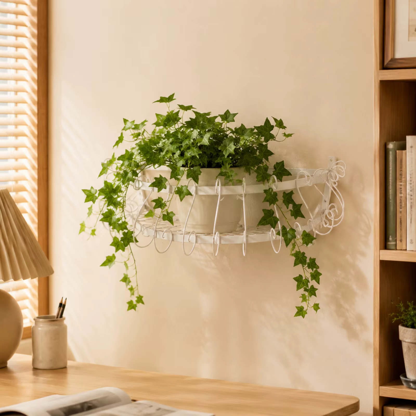 Soporte Metal Plantas con Rejilla – Estante Decorativo para Macetas - imagen 3