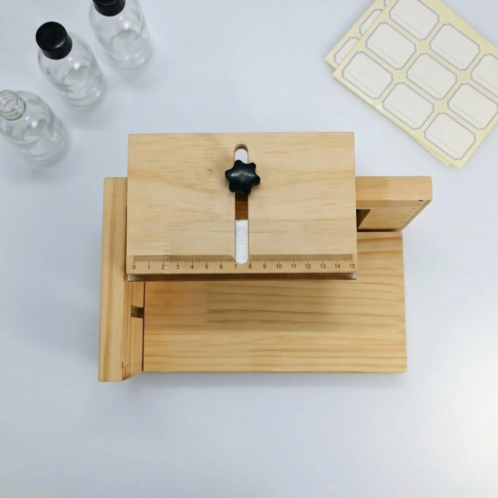 Soporte de etiquetas en madera para mesa, gatos y perros