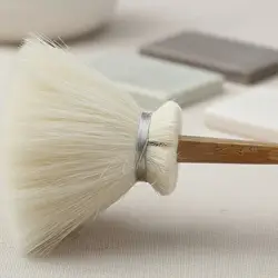 Pincel para pintar cerámica con gran capacidad de carga de pintura