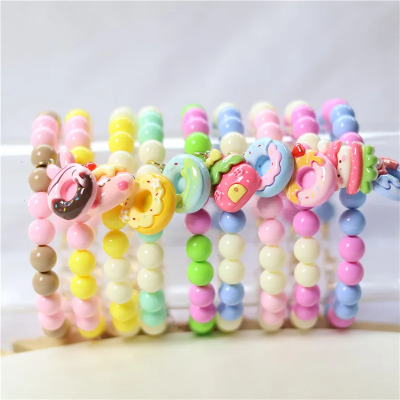 Vista frontal del collar donut kawaii