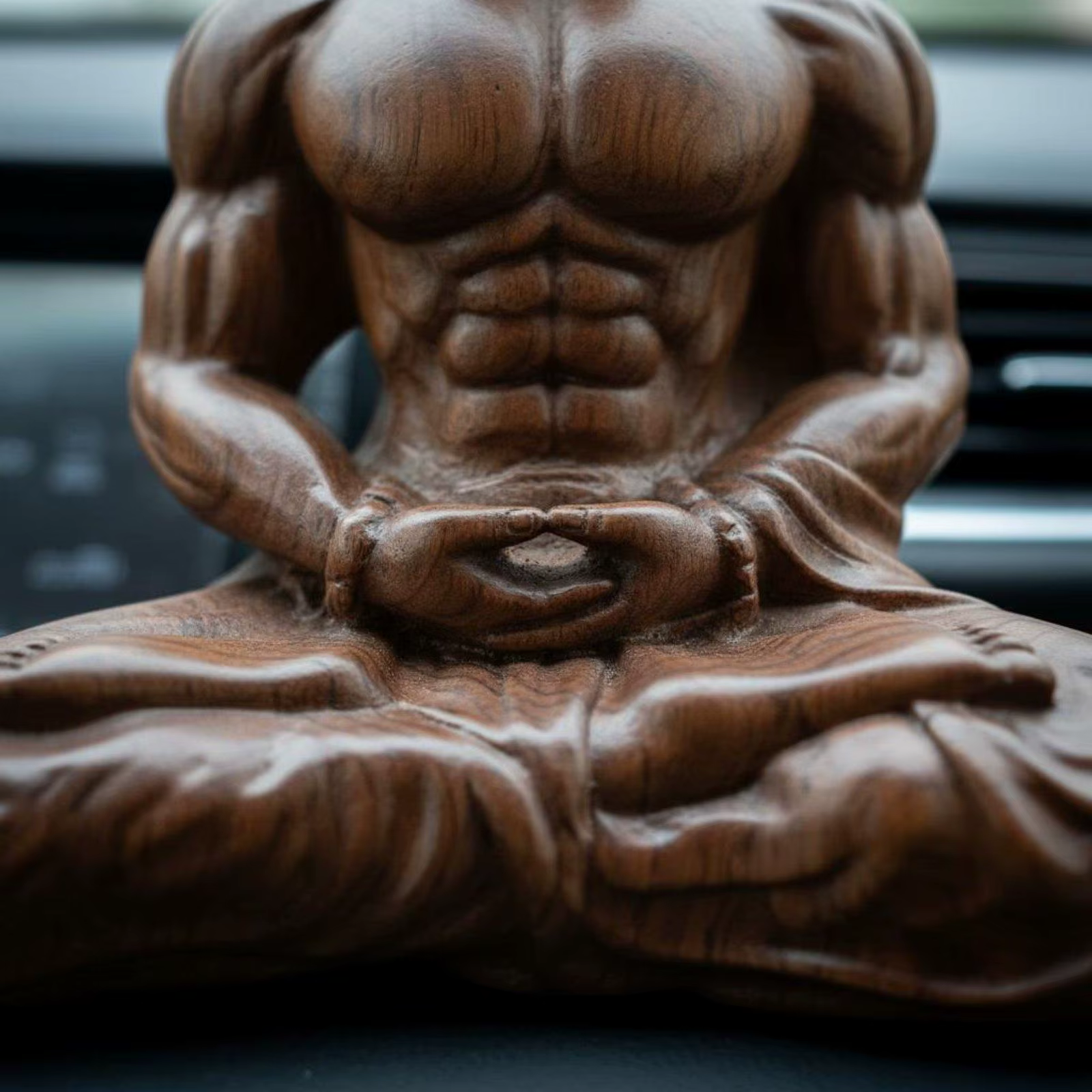 Estatua de Buda en Madera de Ébano – Decoración del Hogar y Oficina