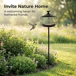 Comedero y bebedero rústico para aves con estaca fija al suelo