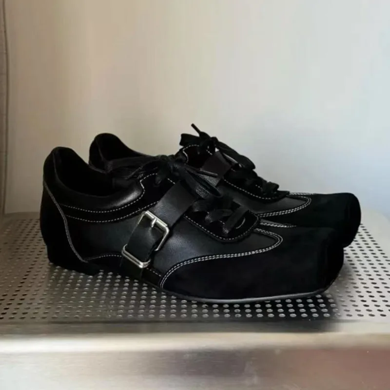 Bailarinas planas de mujer con cordones y detalles de polipiel - imagen 2