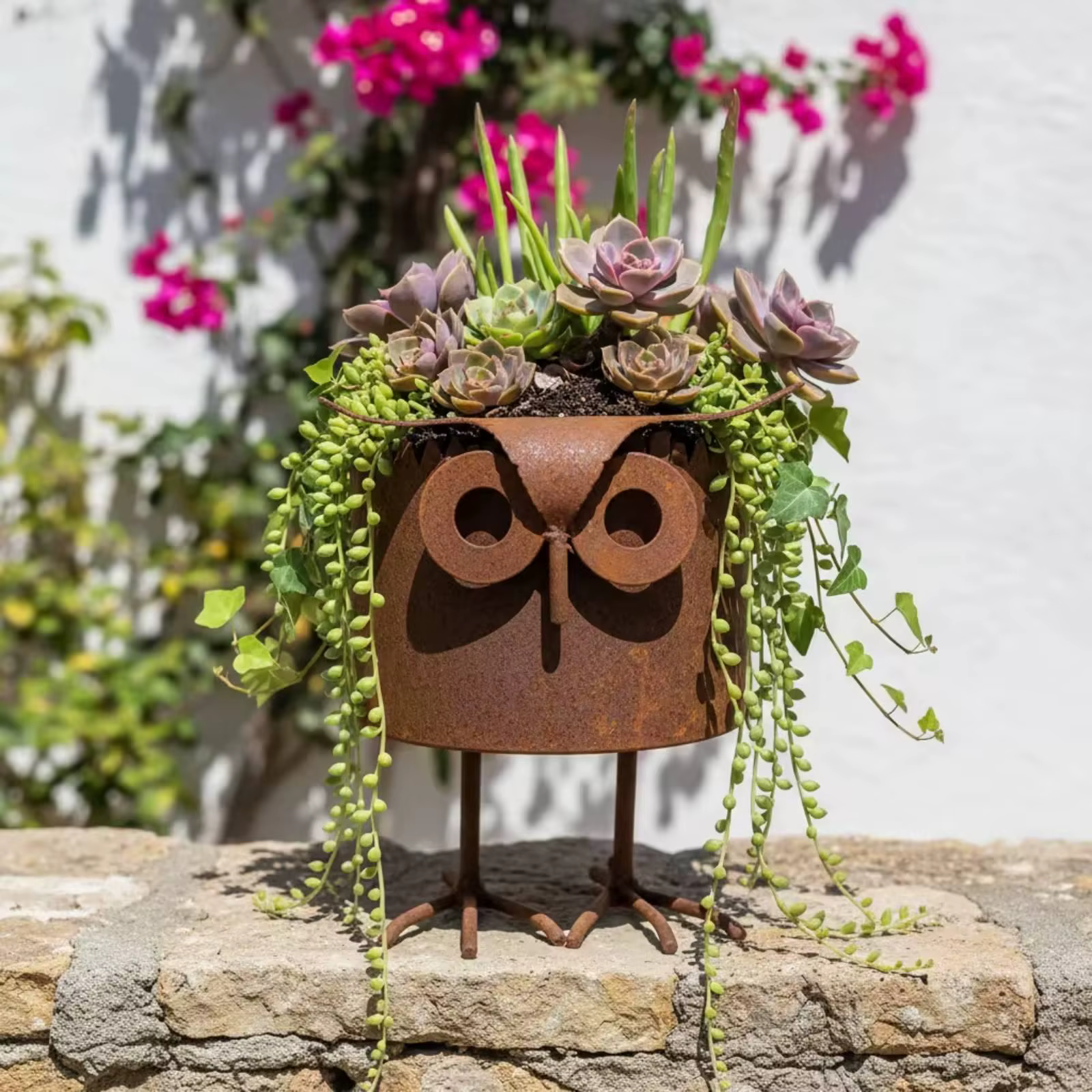Maceta Decorativa con Diseño de Criatura Alada – Resistente al Exterior con Drenaje - imagen 5