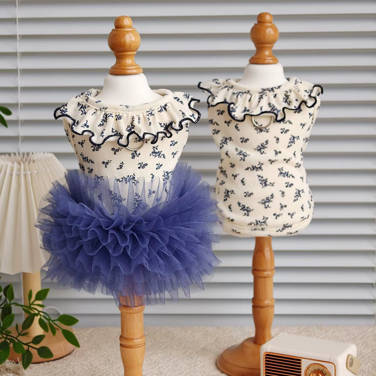 Chaleco floral y falda princesa para gatos y perros, ropa ligera - imagen 4