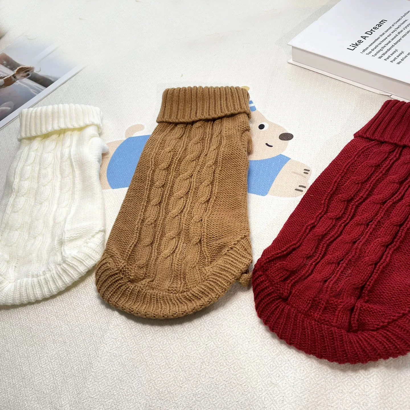 Pulóver cálido rojo para otoño e invierno