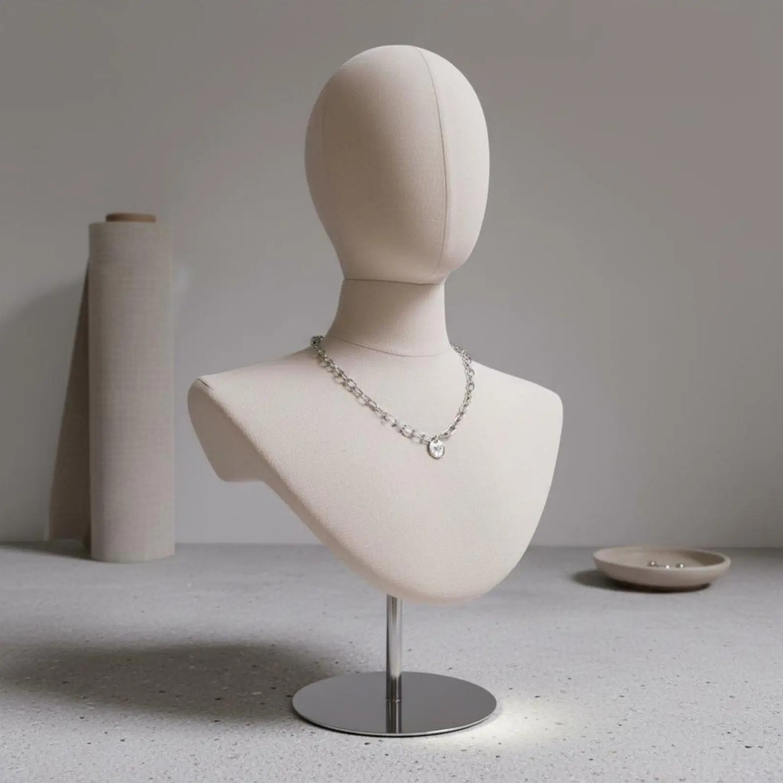 Maniquí busto realista para exhibir collares y accesorios de perro y gato en tienda