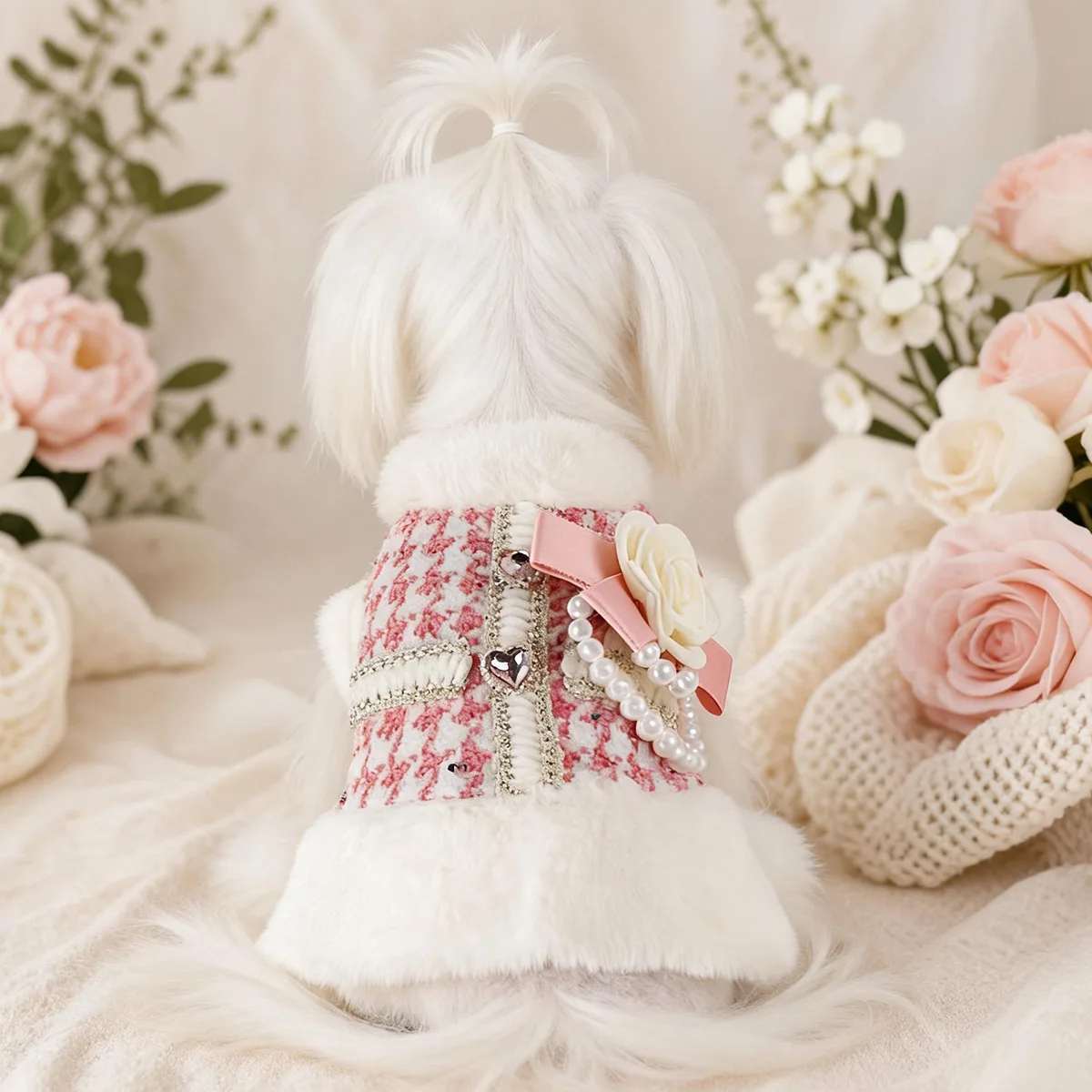 Abrigo rosa de lana para gatos y perros pequeños