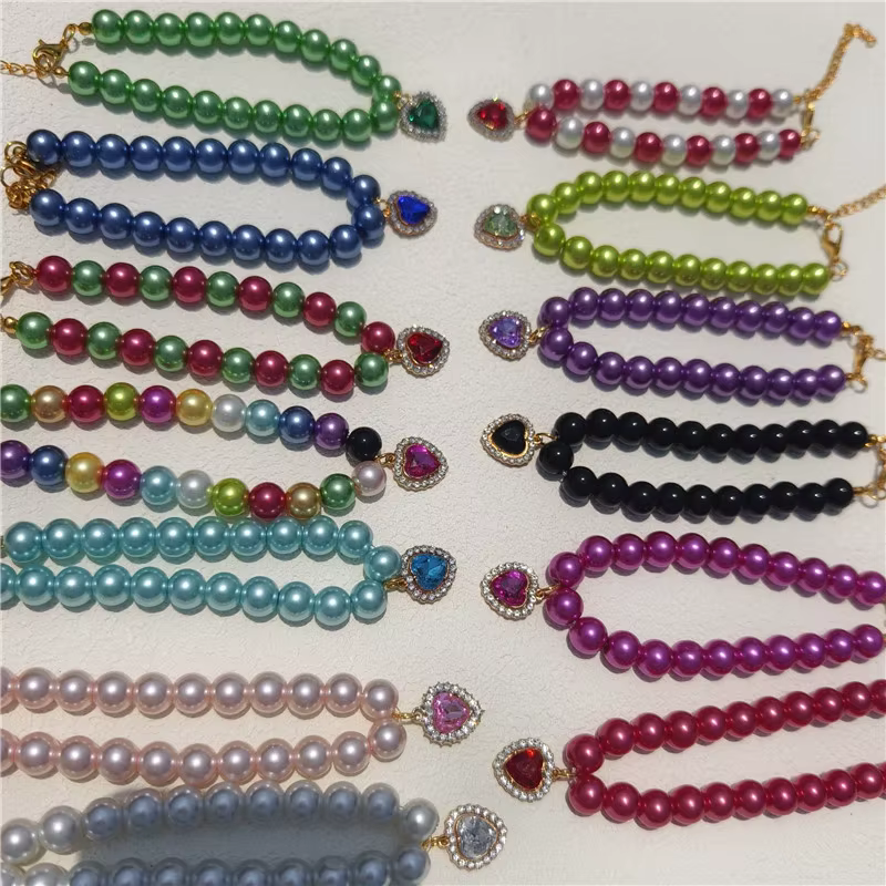 Collar de perlas para mascotas con colgante de corazón