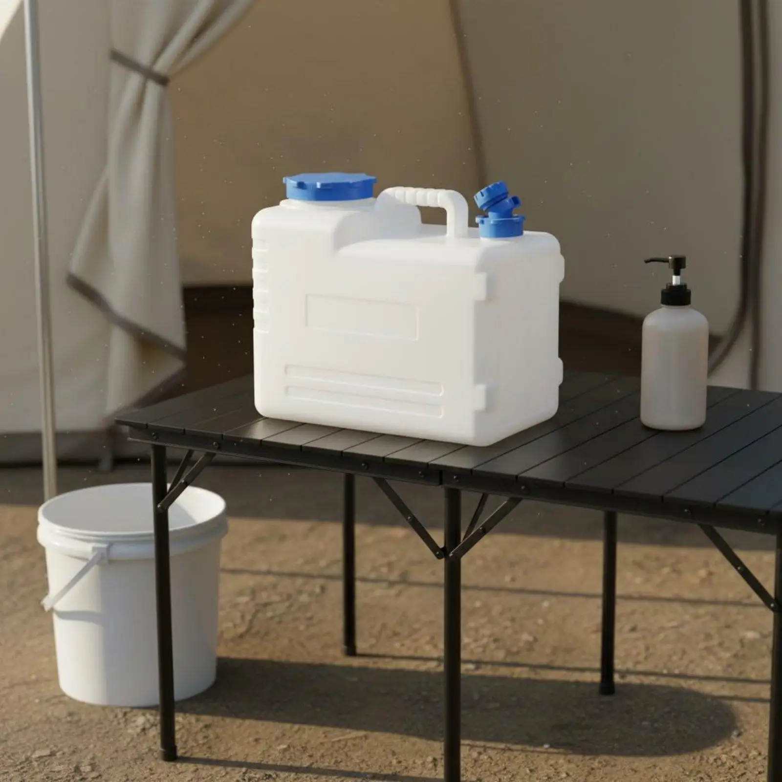 Bebedero Exterior con Grifo para Perros y Gatos – Depósito de Agua 15L