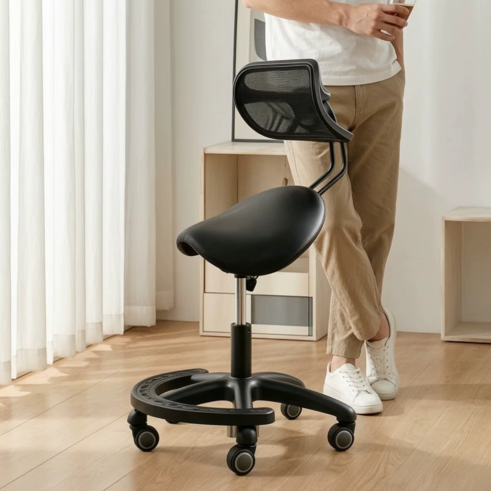Taburete ergonómico con ruedas para peluquería canina y felina - imagen 2