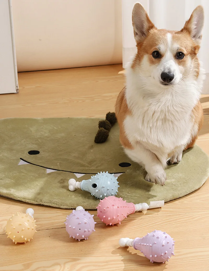 Juguete dispensador de golosinas para perros con forma de pierna