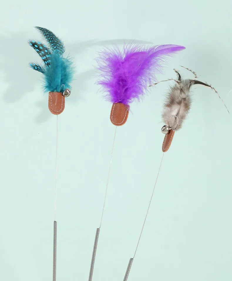 Palo teaser con plumas para gatos