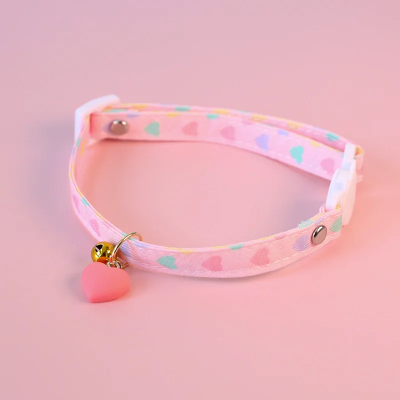 Collar ajustable de seguridad para gatos y perros con diseño sonriente