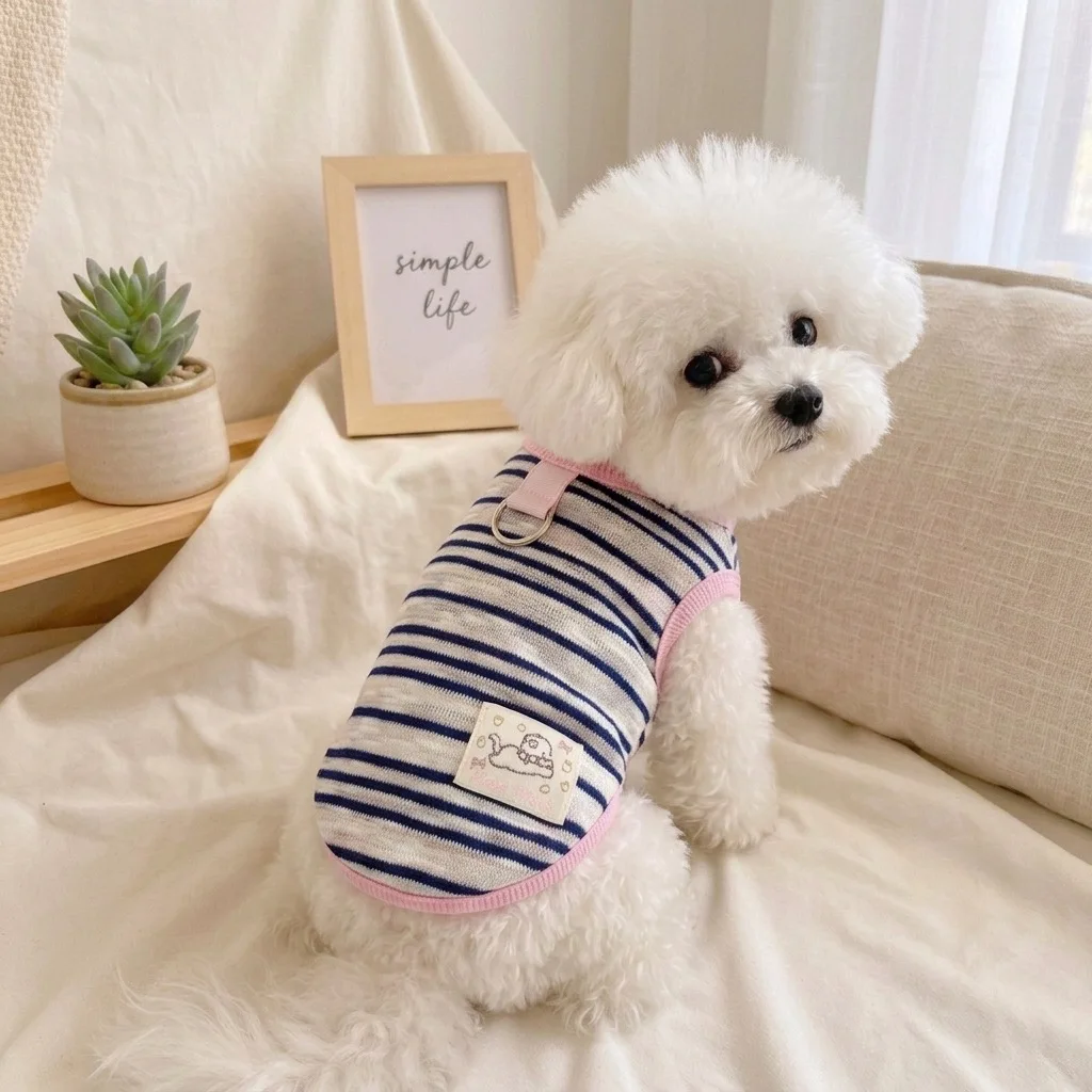 Chaleco a rayas con protección solar para cachorros