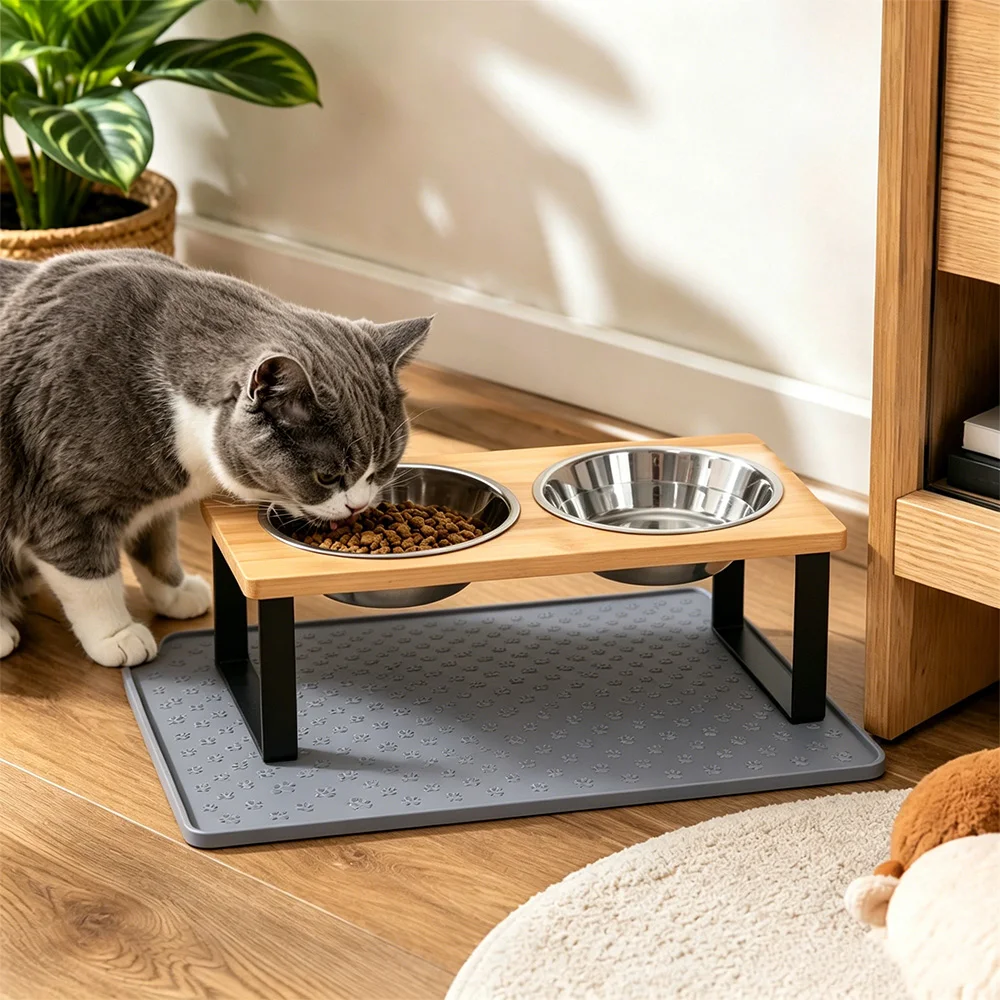 Comedero elevado con tapete de silicona para gatos y perros pequeños - imagen 3