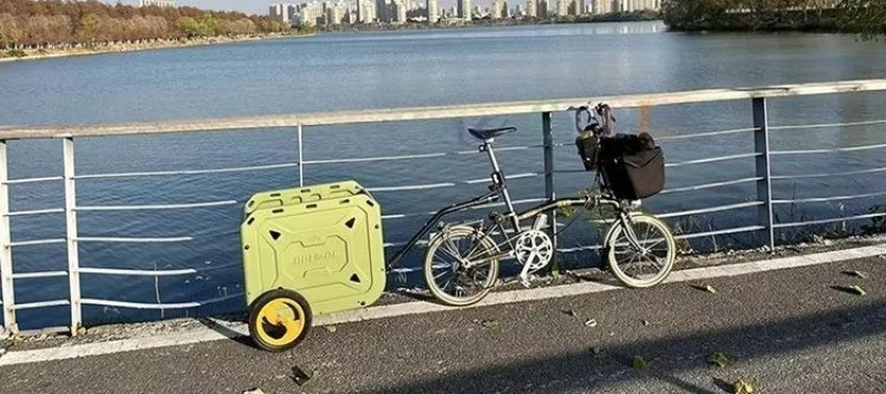 Instalación del remolque en bicicleta Brompton