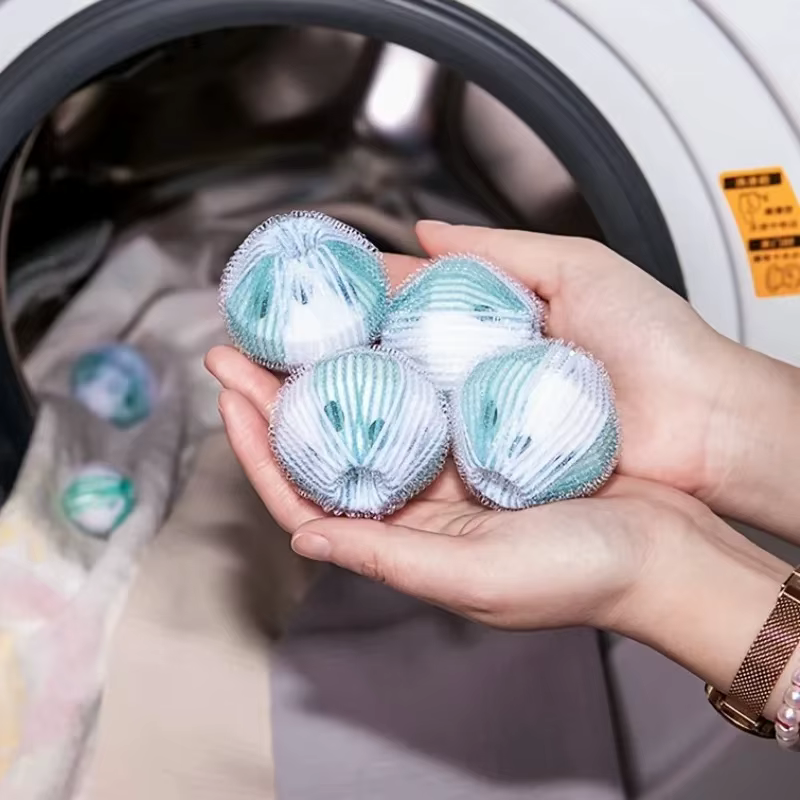 Bolas quitapelos reutilizables para gato y perro: limpia ropa y cama - imagen 3