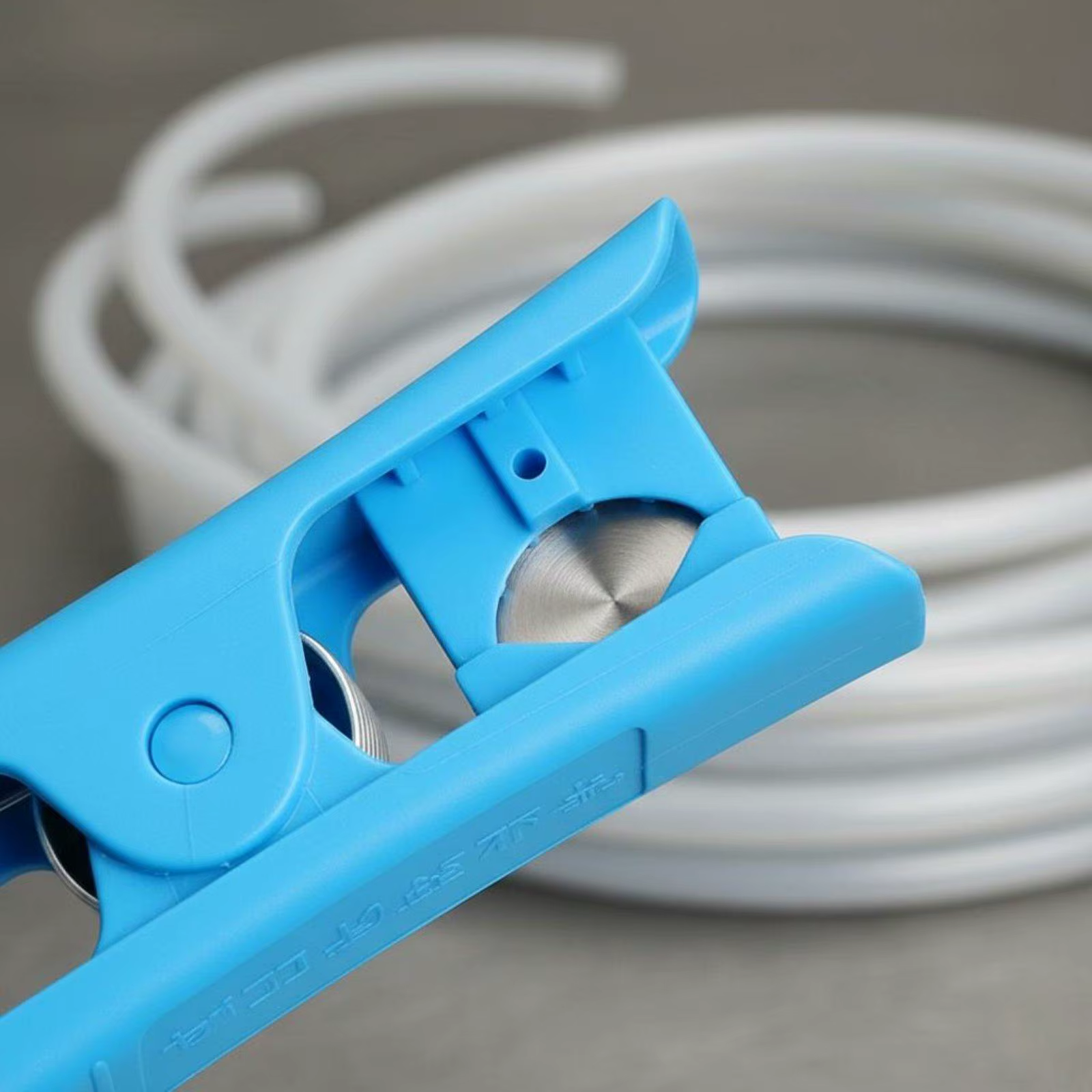 Cortador tubos PE para filtros de agua – Precisión manual - imagen 4